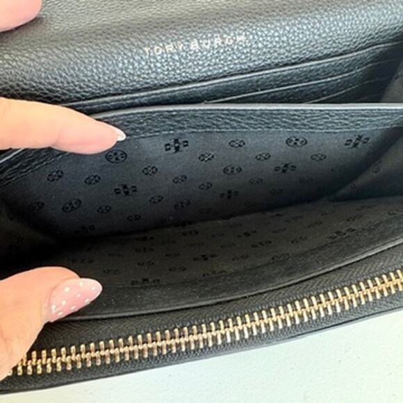 TORY BURCH Marion Flat Wallet Crossbody Bag Black Leather Gold Hardware - Picture 6 of 12